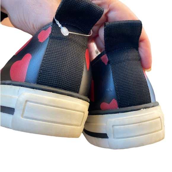 RED Valentino Black and Red Heart Slip-Ons Smooth Leather Trainer 36 (6-US) - Picture 7 of 11